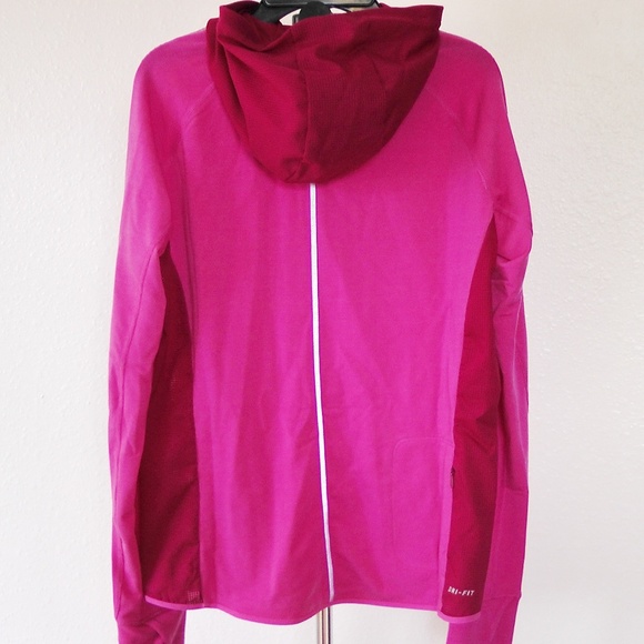 NWT NIKE DriFIT Sprint HalfZip Hoodie Jacket– Lightweight Athletic Gear - Picture 8 of 8
